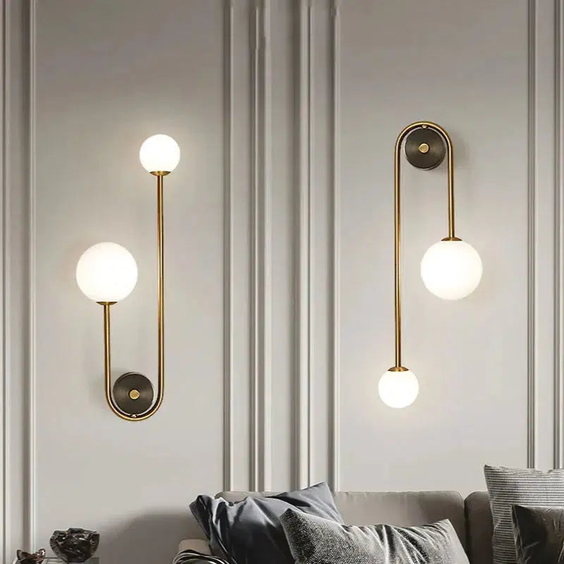 Balanced Wall Light