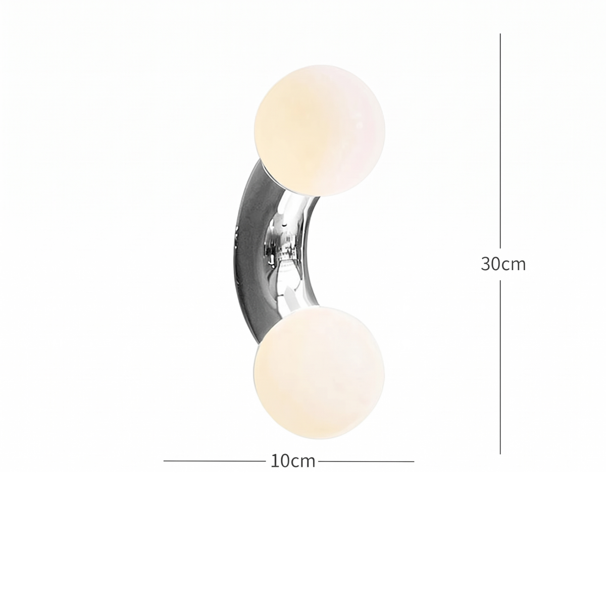 Como wall light dimensions: 30 cm tall, 10 cm wide - Hestia + Co.